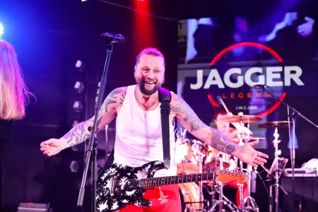 Концерт группы «ПилОт» Клуб "Jagger", пл.Конституции, 2