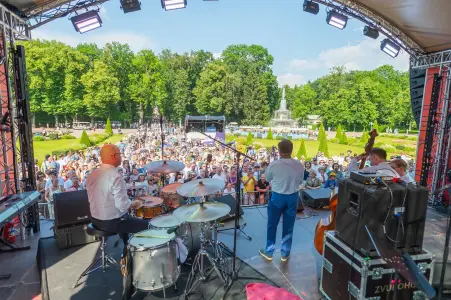 Фестиваль "Saint Petersburg Jazz Festival" в Петергофе 2026 Петергоф~ Нижний парк